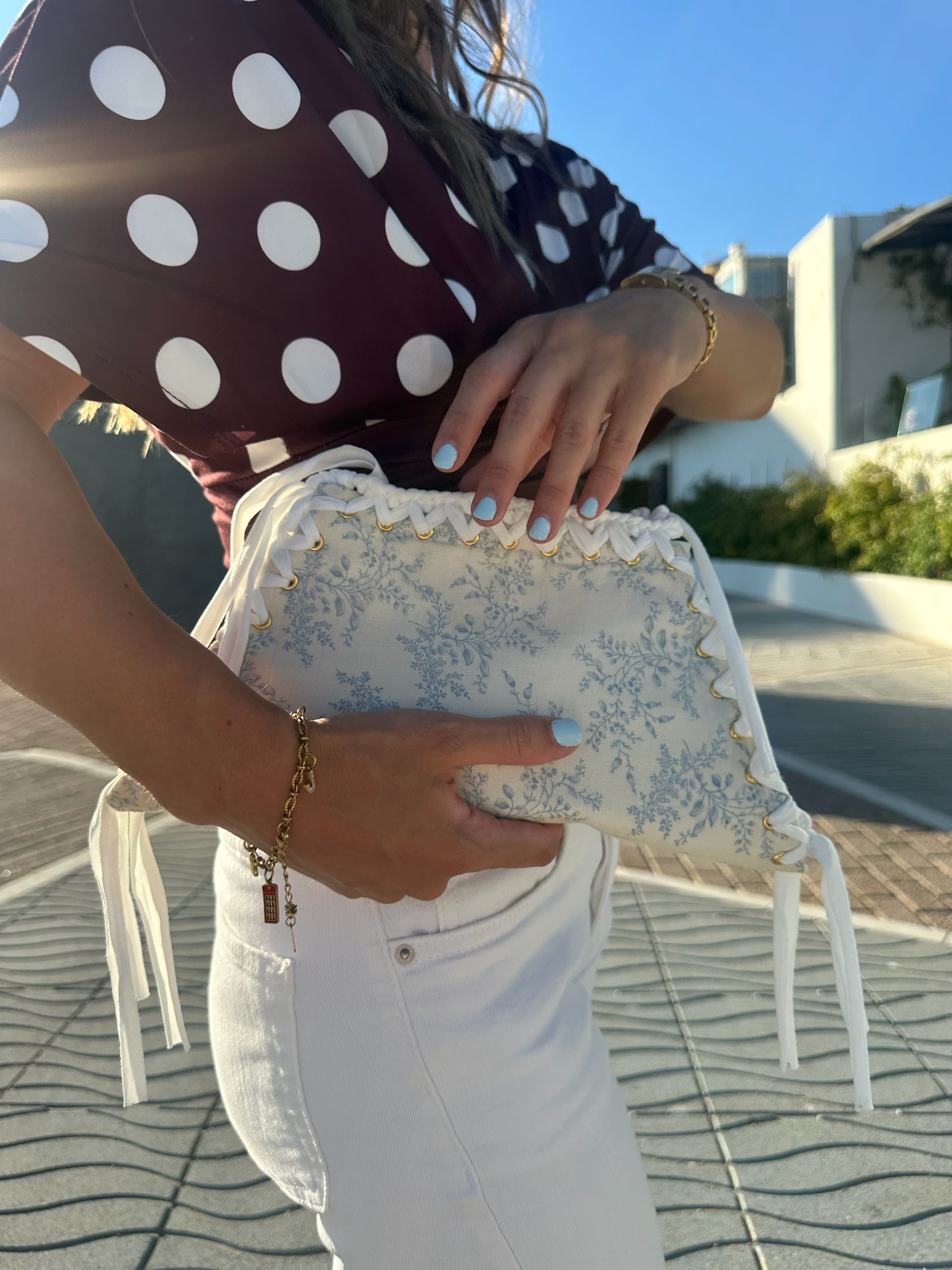 Bluebell Clutch